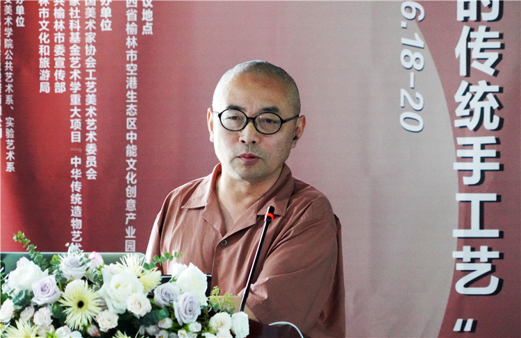 07 全國人大代表、四川博物院前副院長、二級研究員魏學峰主題發言.jpg
