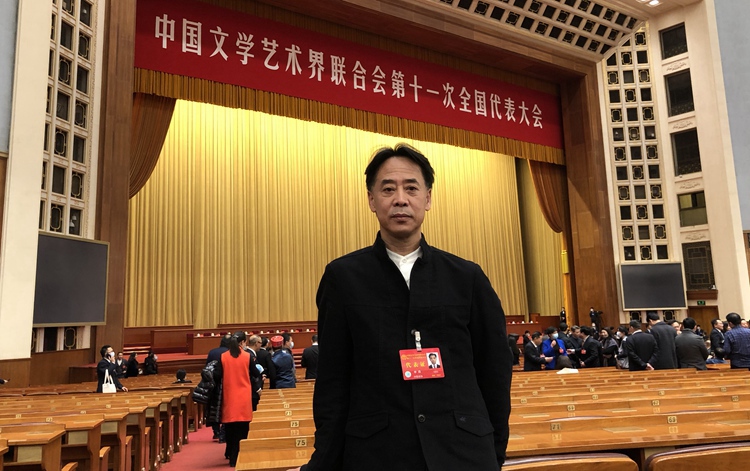李晨.jpg