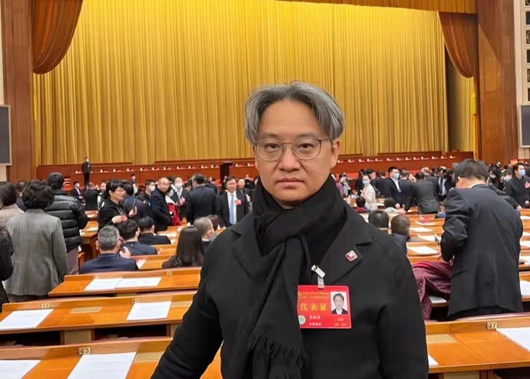 吳洪亮.jpg