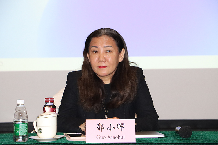 圖19中央美院客座教授、策展人郭小暉.JPG