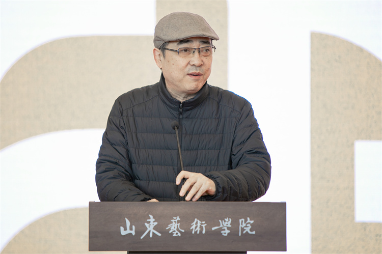 5.何潔.jpg